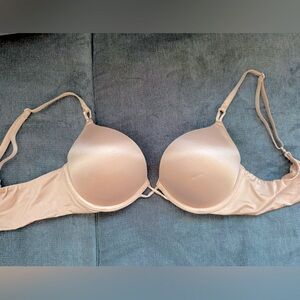 Victoria Secret BOMBSHELL Plunge